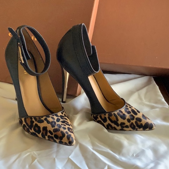 Leopard High Heels - Picture 2 of 3